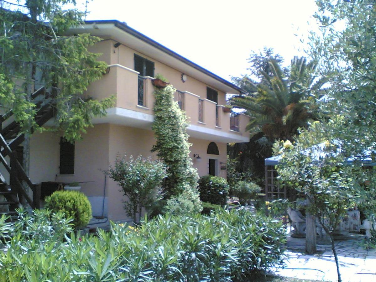 Bed&Breakfast Giardino Agritourist Controguerra Экстерьер фото